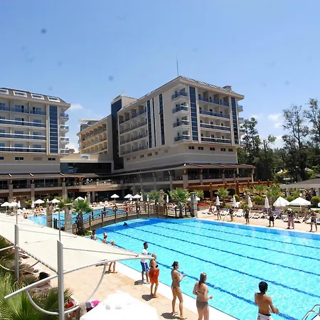 Dizalya Palm Garden 阿拉尼亚