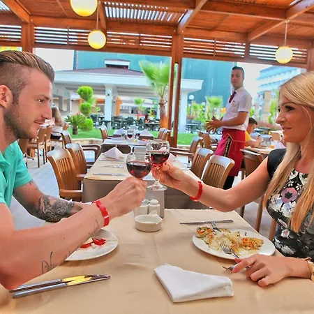 Dizalya Palm Garden אלאניה